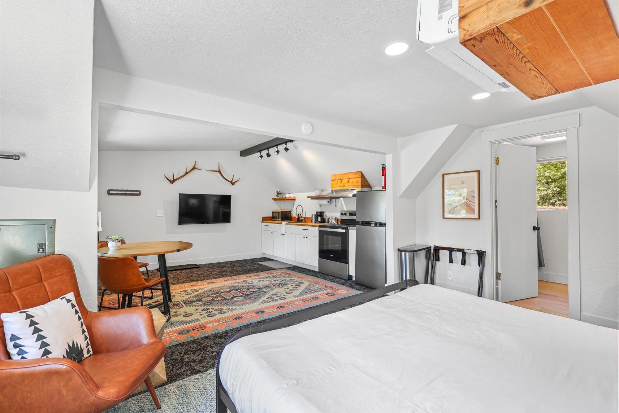 Basecamp Lodge Mount Shasta Habitación foto