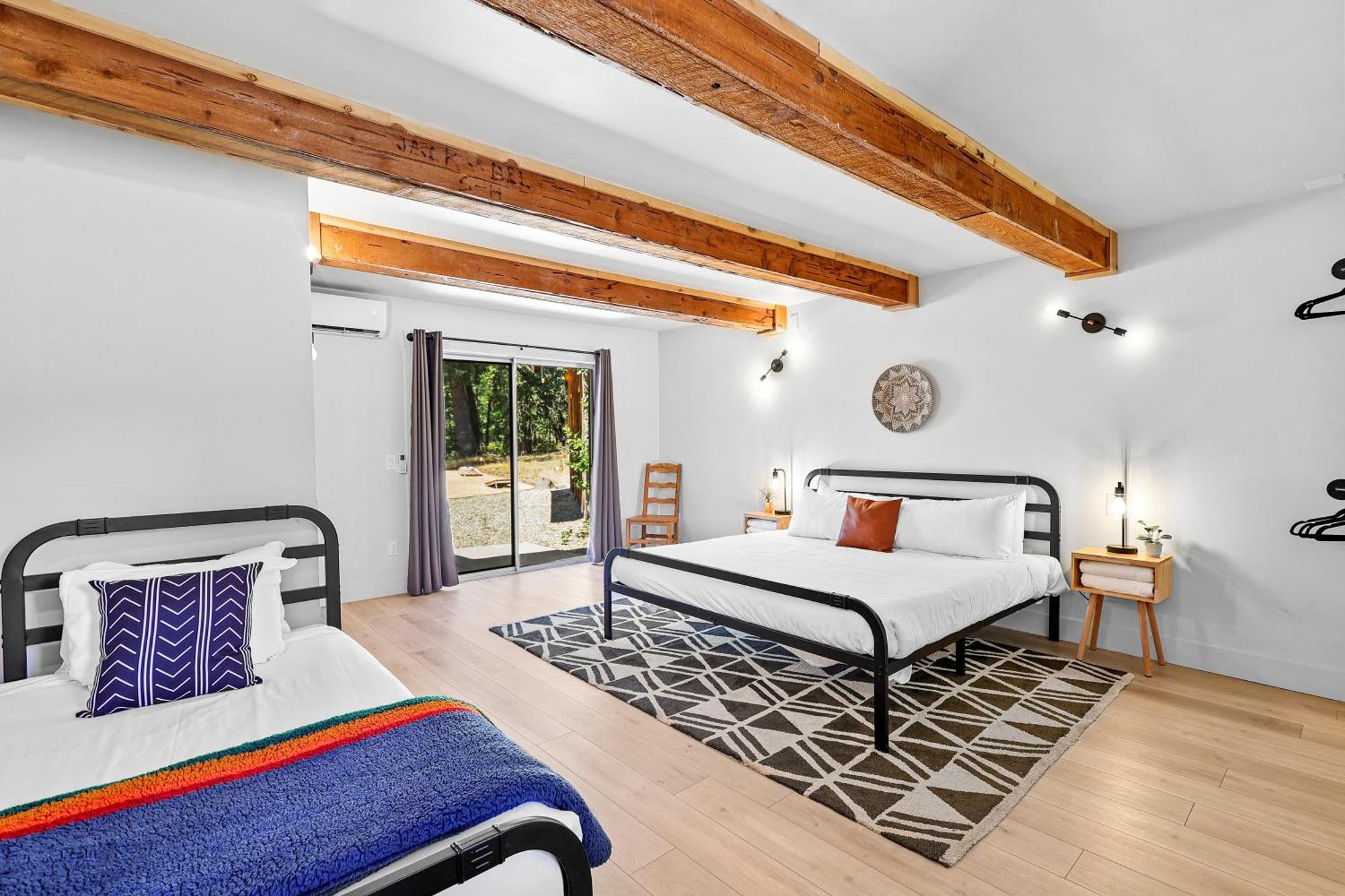 Basecamp Lodge Mount Shasta Habitación foto